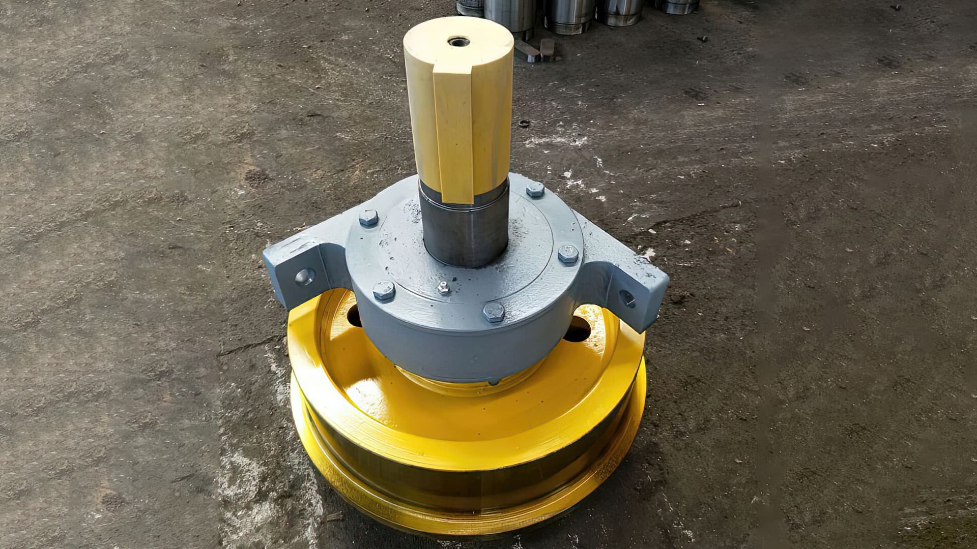 液压倾斜滚轮架托轮车轮(图2) 液压倾斜滚轮架托轮车轮(图2)