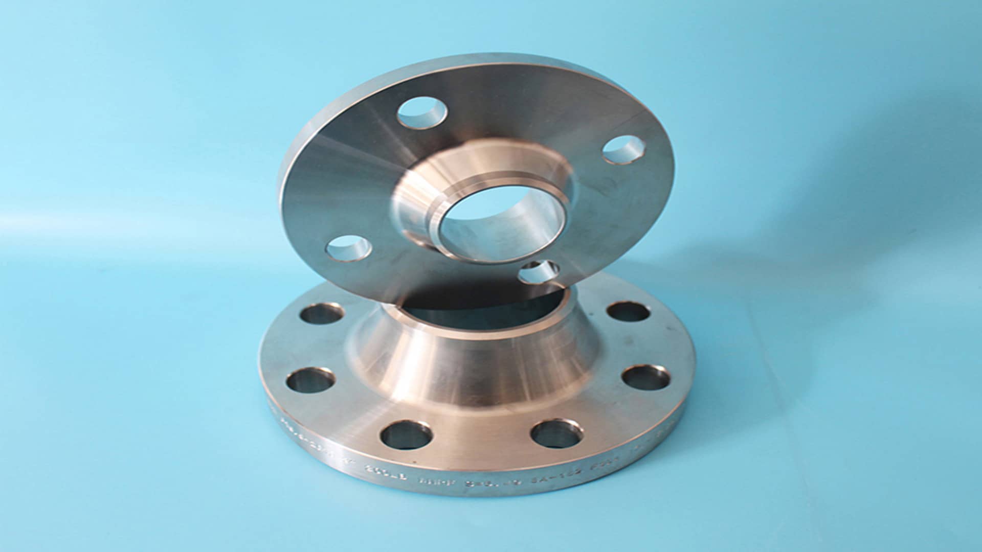 一套带颈突面对焊法兰盘价格多少钱？(图1)