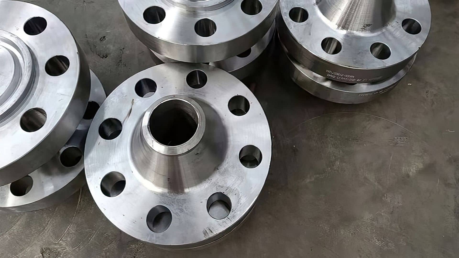 榫槽面带颈对焊法兰盘选购技巧及报价(图2)