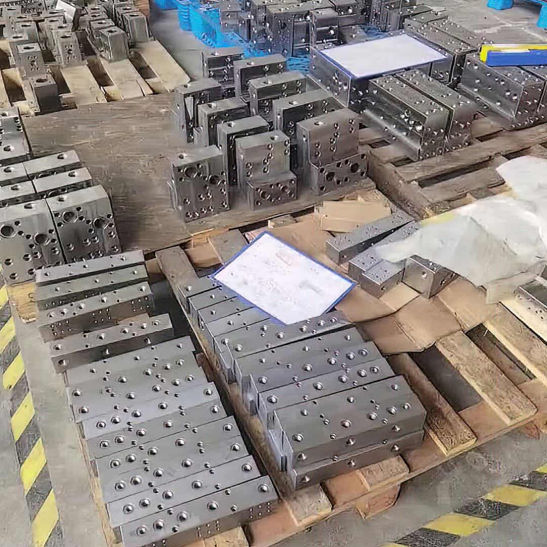 凸轮锻压件 榫槽面带颈对焊法兰主要特点有哪些?(图1)